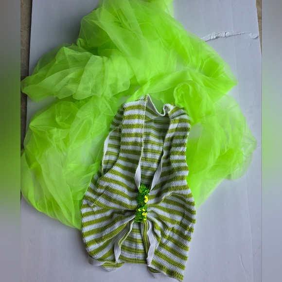 Rubie's Green Harem Belly Dancer Costume Size Medium - Picture 4 of 16